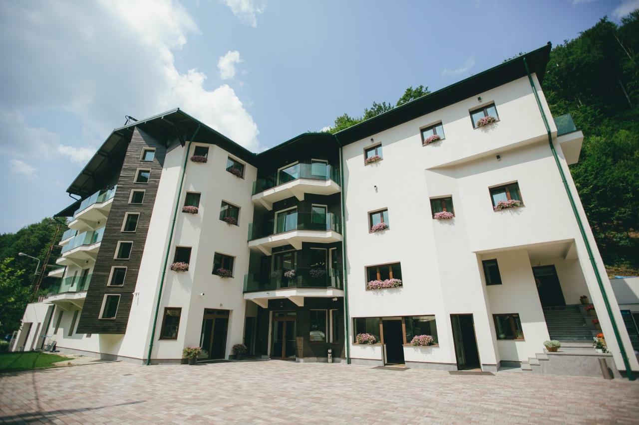 Lostrita - Pastravarie, Hotel & Spa Μπάια Μάρε Εξωτερικό φωτογραφία
