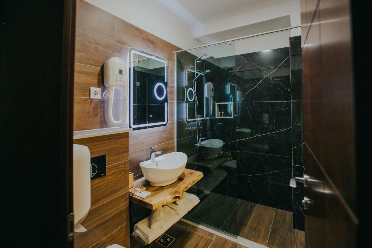 Lostrita - Pastravarie, Hotel & Spa Μπάια Μάρε Εξωτερικό φωτογραφία