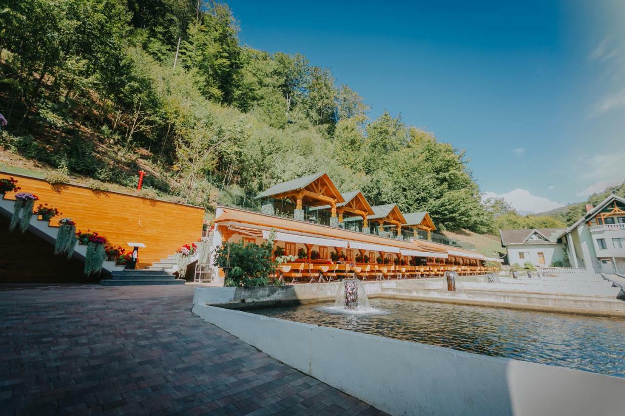 Lostrita - Pastravarie, Hotel & Spa Μπάια Μάρε Εξωτερικό φωτογραφία
